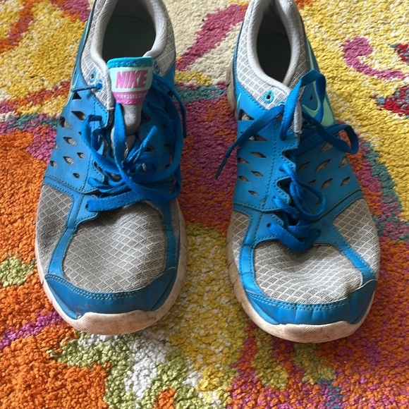 NIKE WOMENS SIZE 11 FLEX 2013 RUN ATHLETIC SHOES - Picture 7 of 11